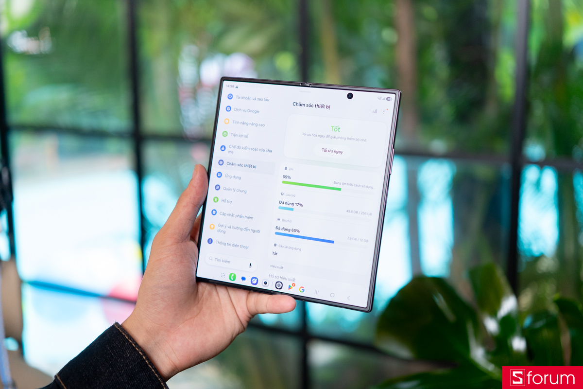 Trên tay Samsung Galaxy Z Fold8 Ultra có pin 5000mAh