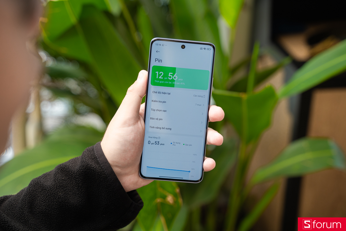 Trên tay Xiaomi Redmi Note 15 với viên pin 6,000mAh