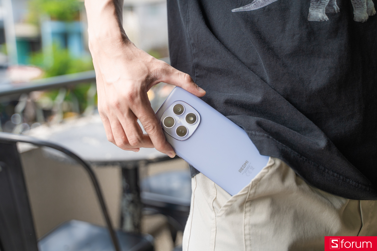 Trên tay Xiaomi Redmi Note 15 với thân máy mỏng chỉ 7.9mm