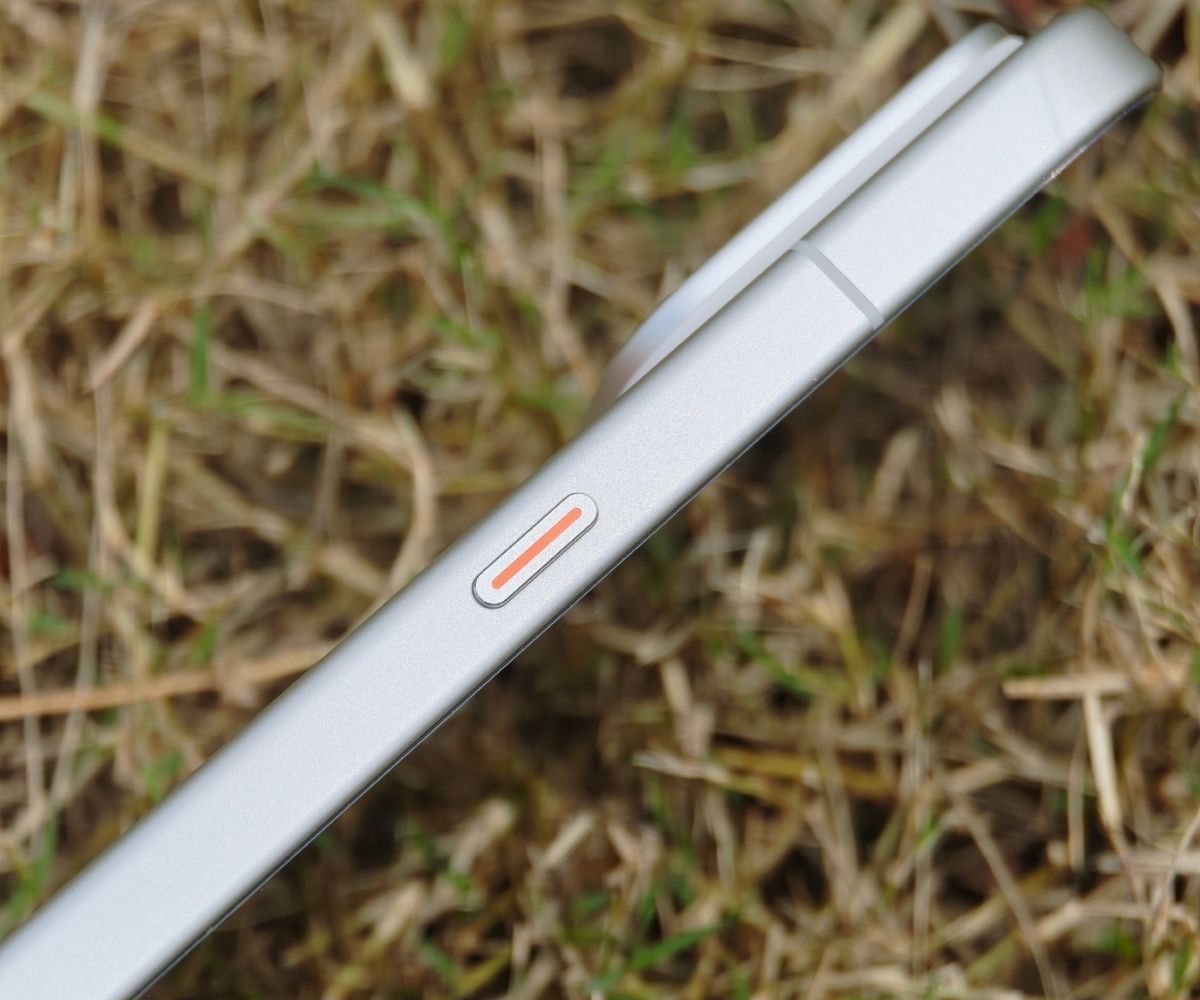 Cận cảnh Xiaomi 18 Pro Max có phim thao tác nhanh
