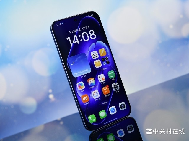 Cận cảnh Xiaomi 18 Pro Max màu xanh về chip Snapdragon 8 Elite Extreme Gen 6