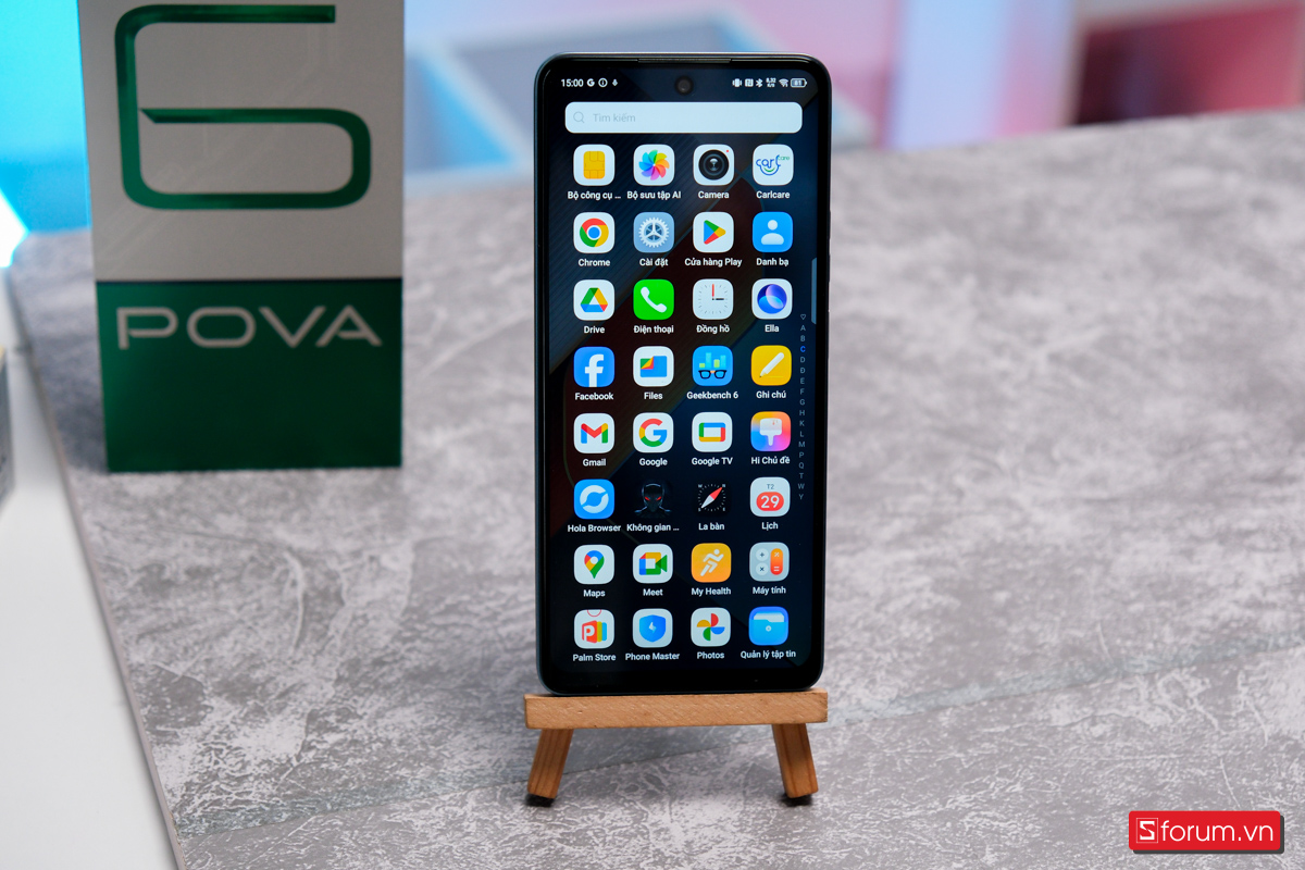 Tecno Pova 6 Neo được trang bị màn hình IPS LCD, kích thước 6.78 inches