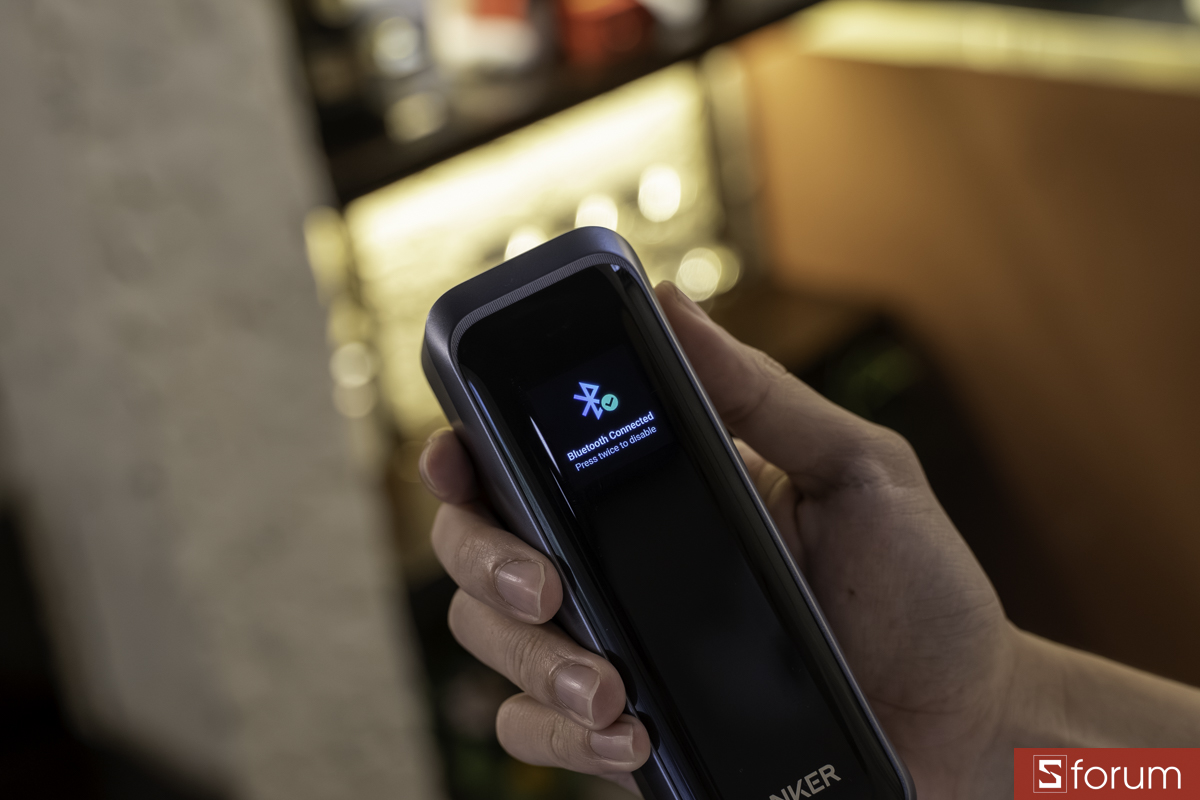 Vuốt sang sẽ là tùy chọn bật/tắt Bluetooth để kết nối ứng dụng