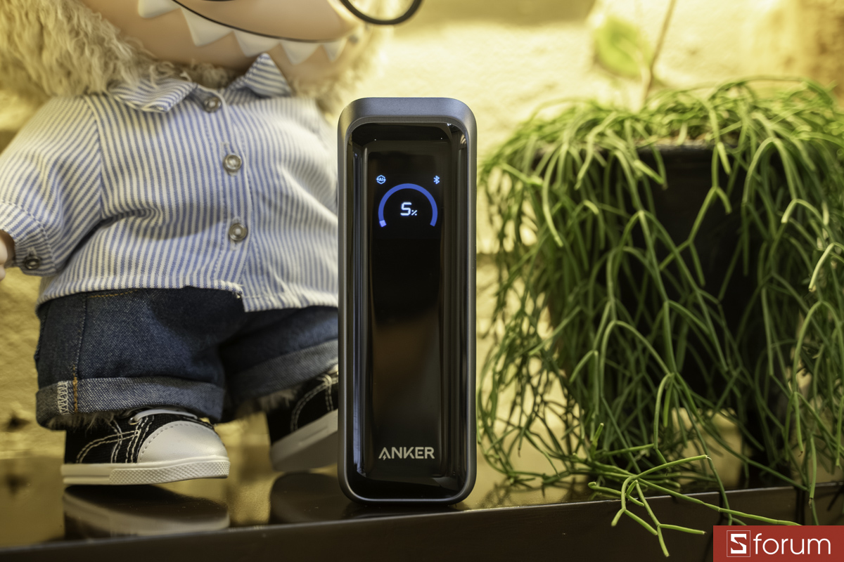 Phần hiển thị nằm ở khu vực trung tâm