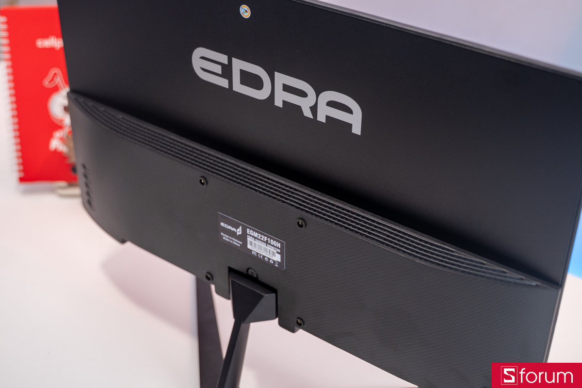 . Ở mức giá chưa đến 1 triệu, việc sở hữu thiết kế gọn đẹp, tấm nền IPS, độ phân giải Full HD và đặc biệt là tần số quét 100Hz thật sự vượt ngoài mong đợi