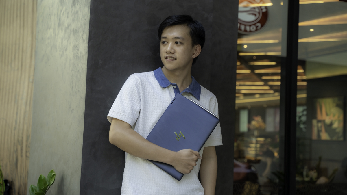 Đánh giá HP Envy x360 sau 2 năm: Laptop AI đời đầu còn “trụ” được đến đâu?