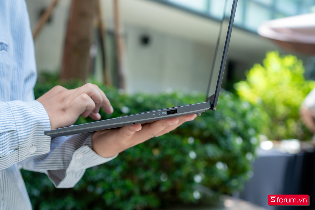 Laptop 18 triệu cho đầu năm 2026