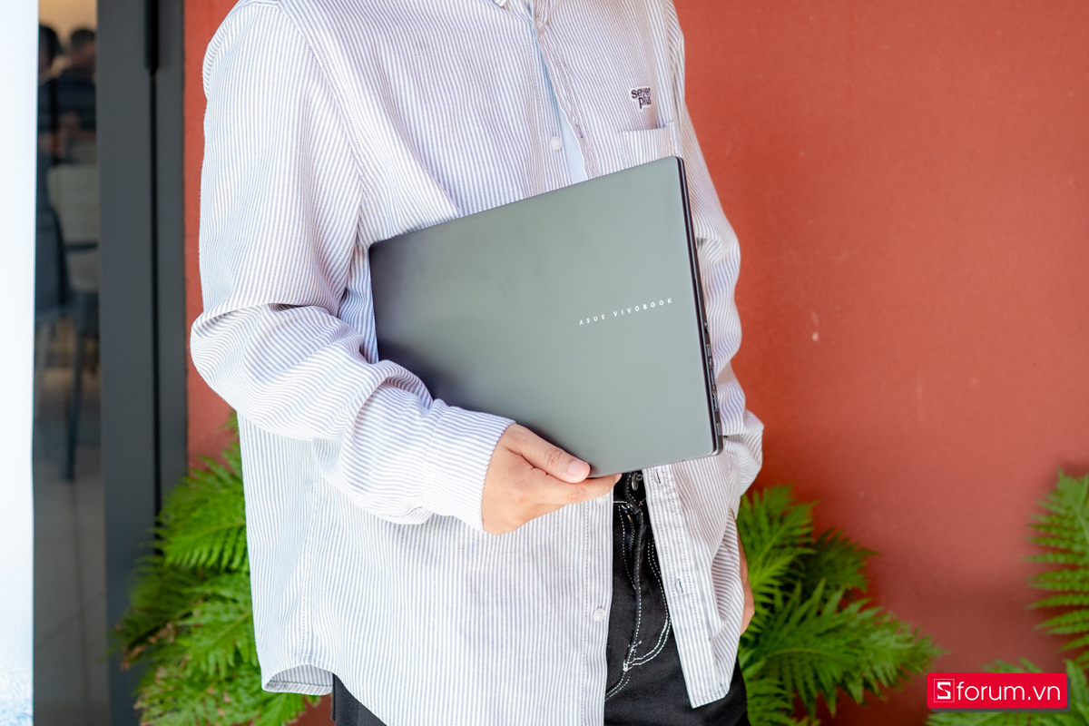 Laptop 18 triệu cho đầu năm 2026