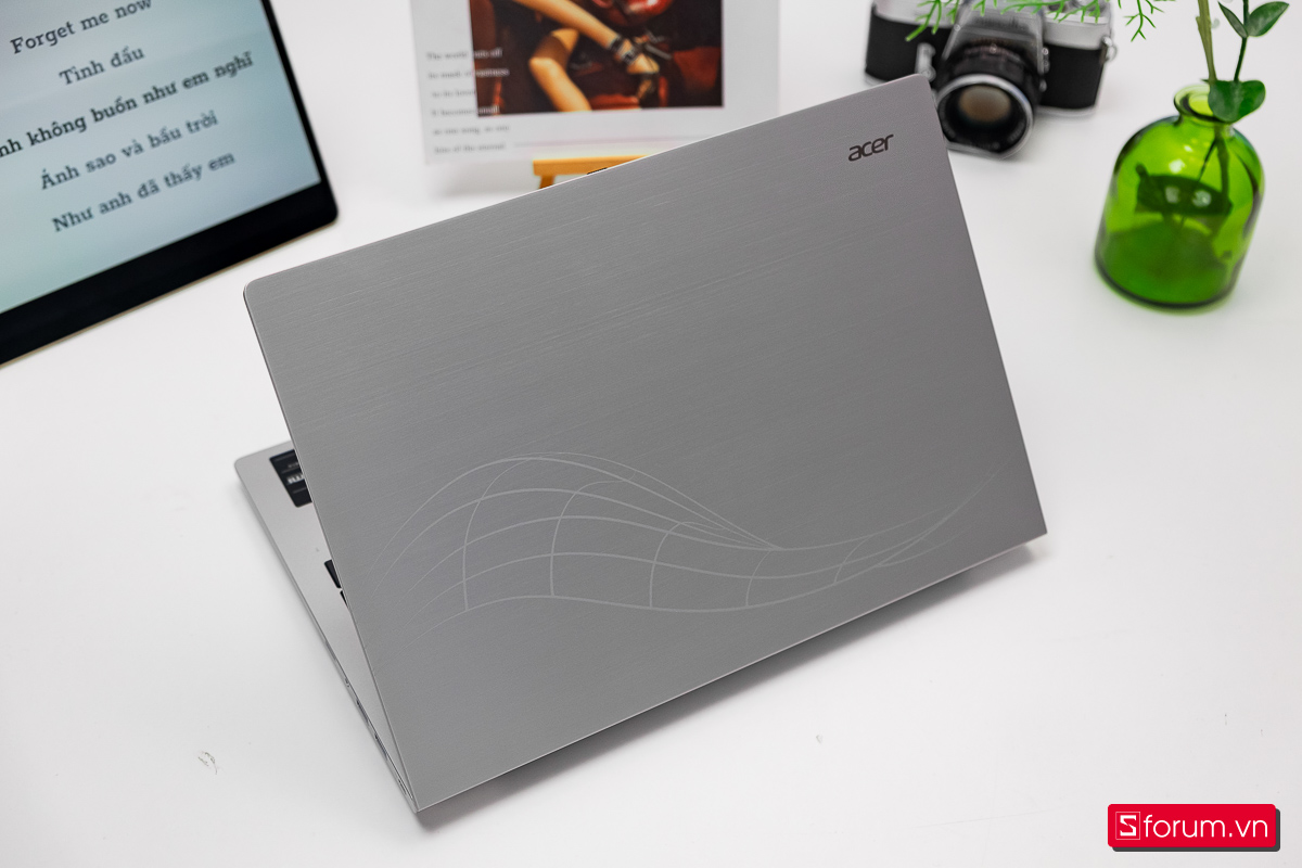 Laptop 18 triệu cho đầu năm 2026