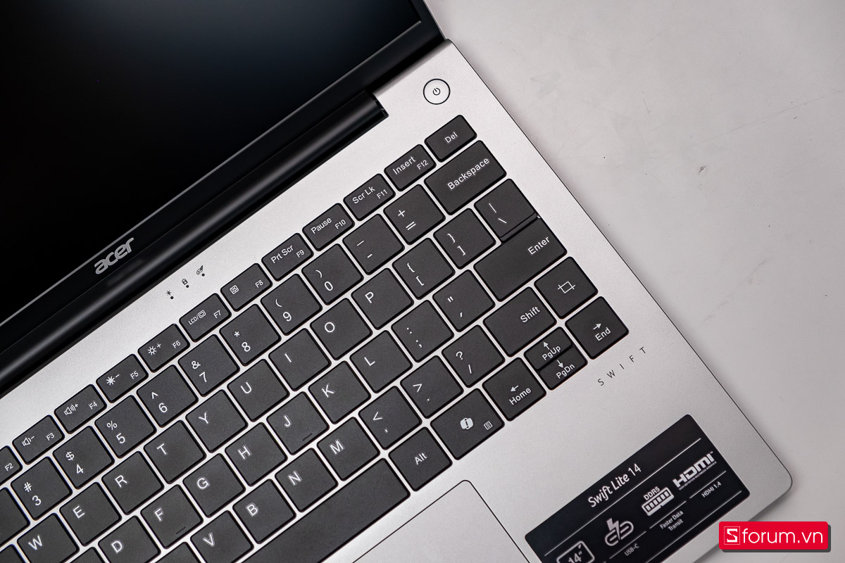 Laptop 18 triệu cho đầu năm 2026