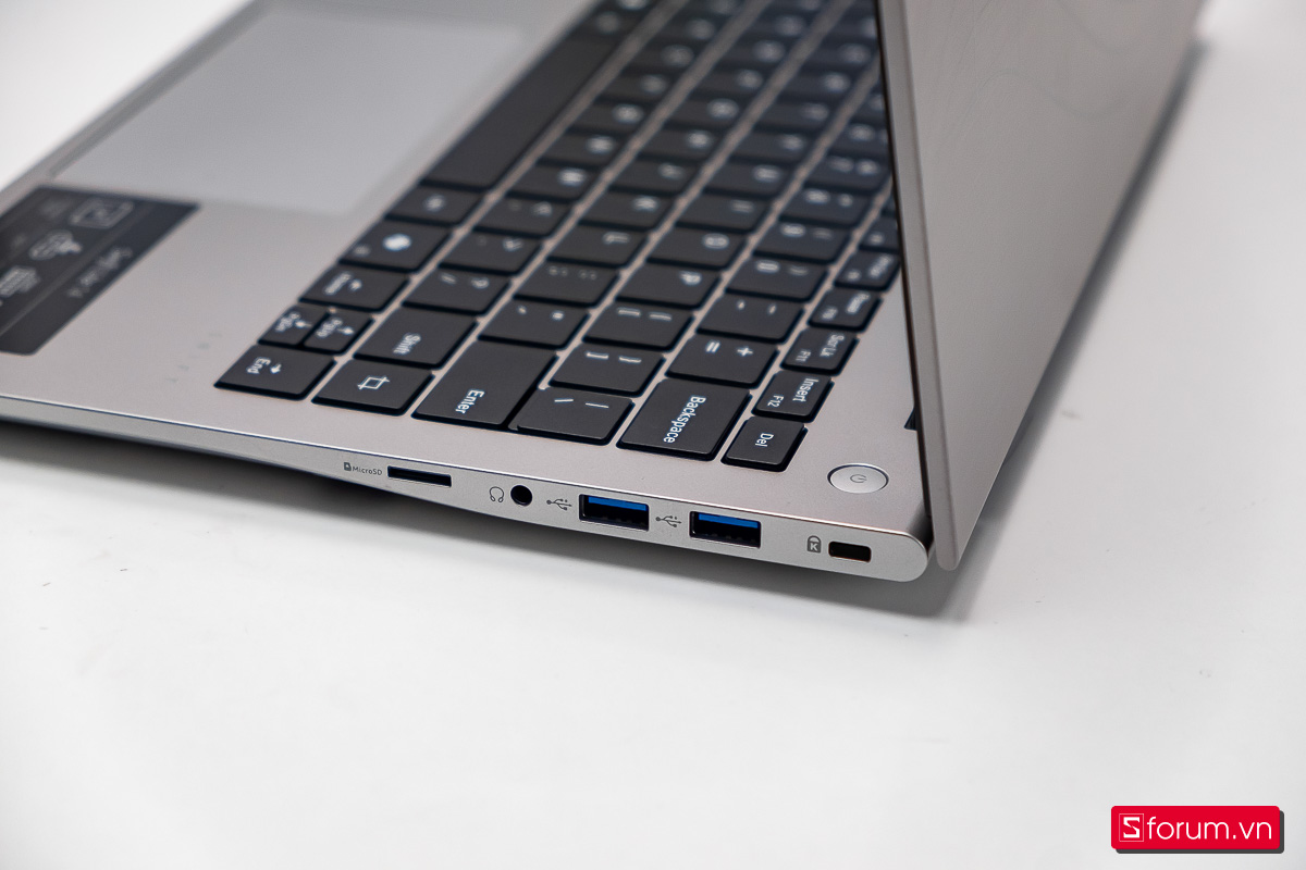 Laptop 18 triệu cho đầu năm 2026