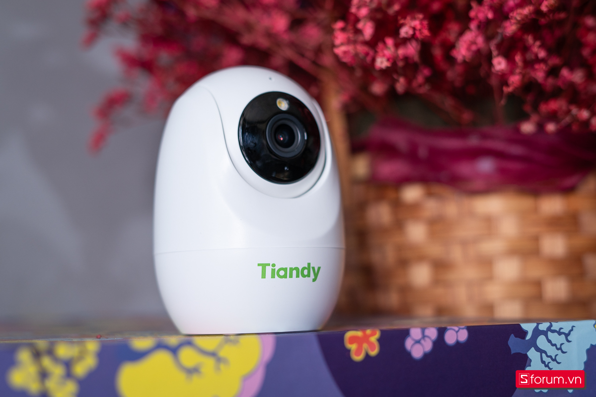 Camera IP 360 độ 2MP Tiandy H322N Full Color