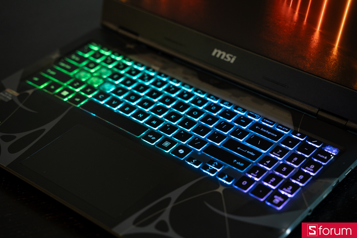 Trên tay MSI Cyborg 15 B2RWEKG