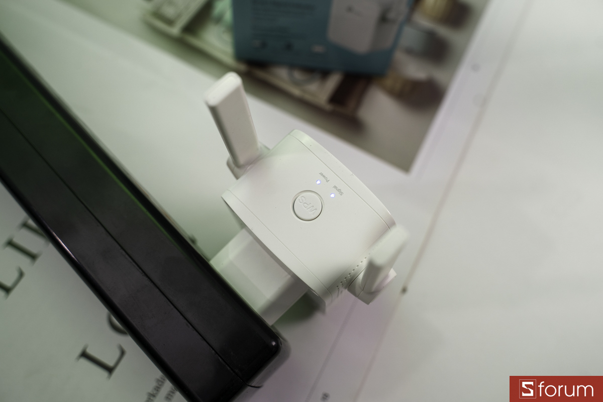  Thiết kế của TP-Link TL-WA855RE