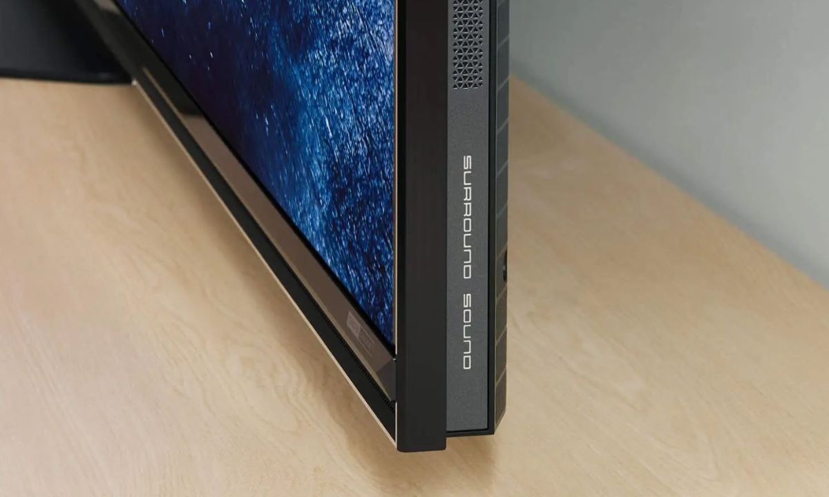 Kích thước 85 inch tạo cảm giác về một tấm panel lớn hiện lên rất rõ