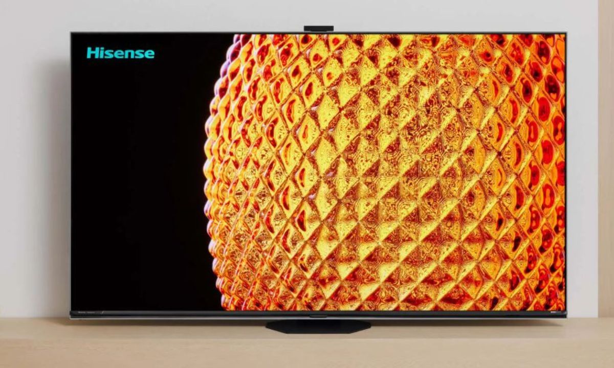 Thiết kế TV Hisense dùng kết cấu kim loại liền khối thường xuất hiện trên dòng flagship thực thụ