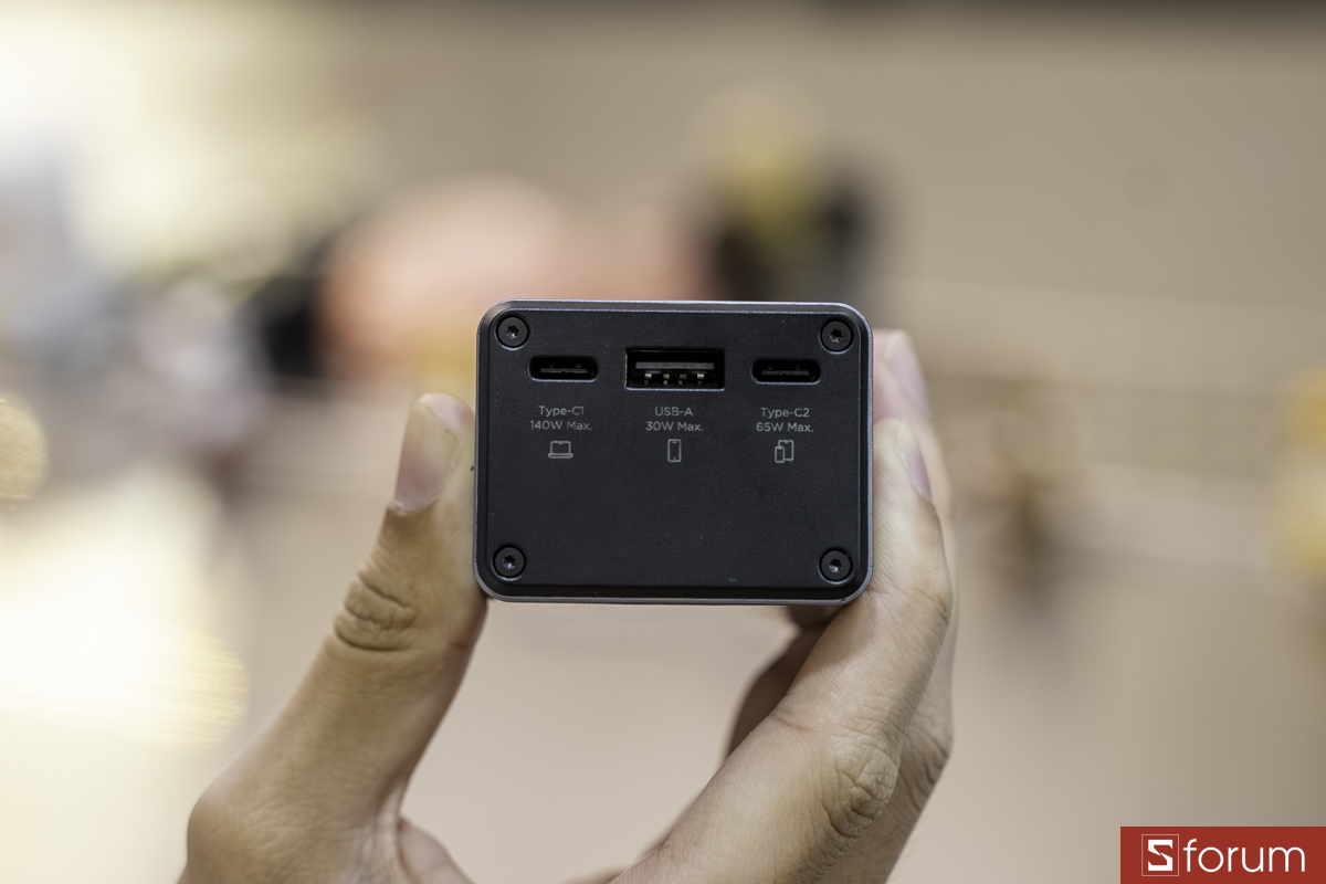 Lenovo ThinkPlus FLUXO 140W