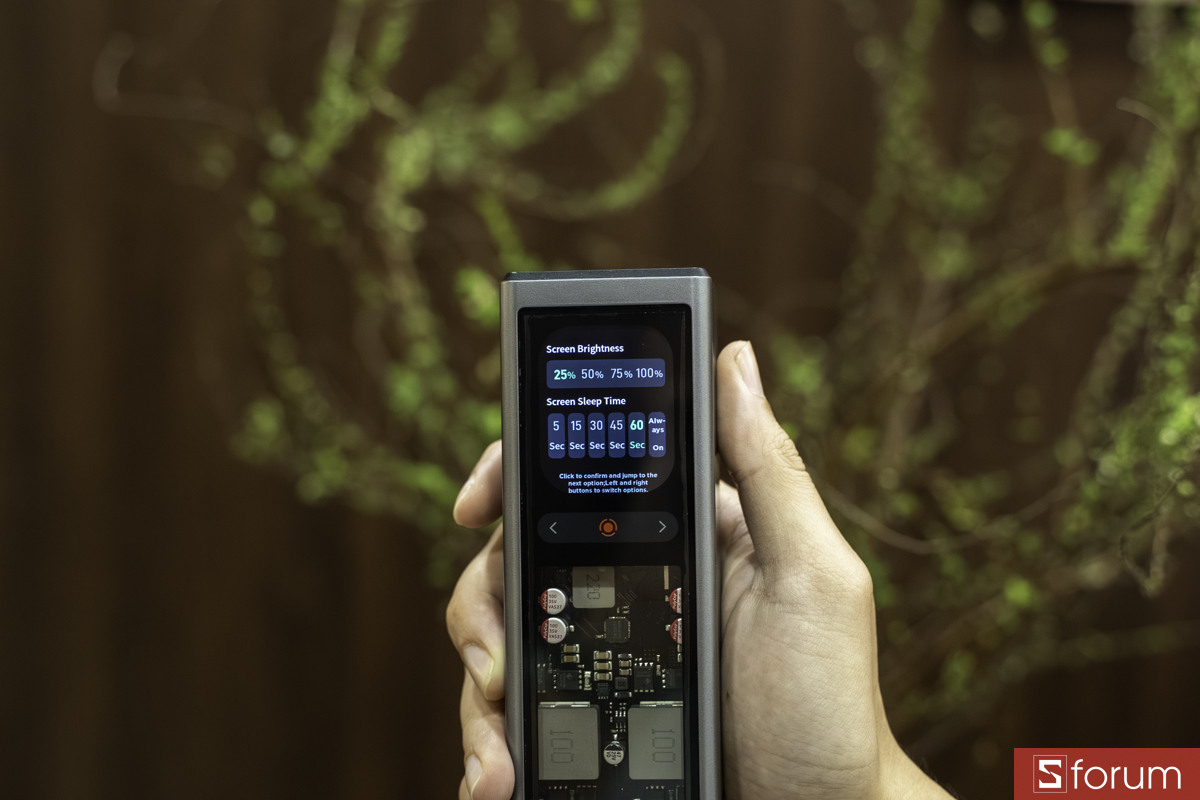 Các tùy chỉnh cơ bản như ngôn ngữ, độ sáng hay thời gian tự tắt màn hình