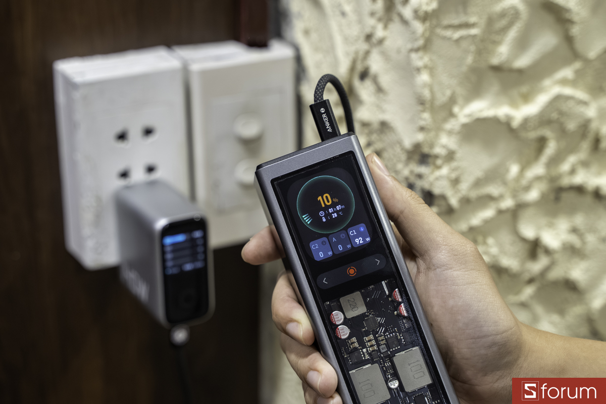 Lenovo ThinkPlus FLUXO 140W