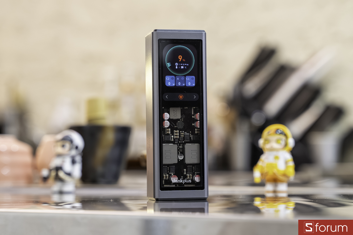 Lenovo ThinkPlus FLUXO 140W