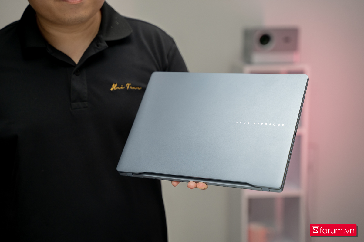 Top 4 laptop cao cấp đáng mua nhất 2025