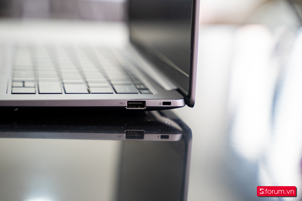 Top 4 laptop cao cấp đáng mua nhất 2025