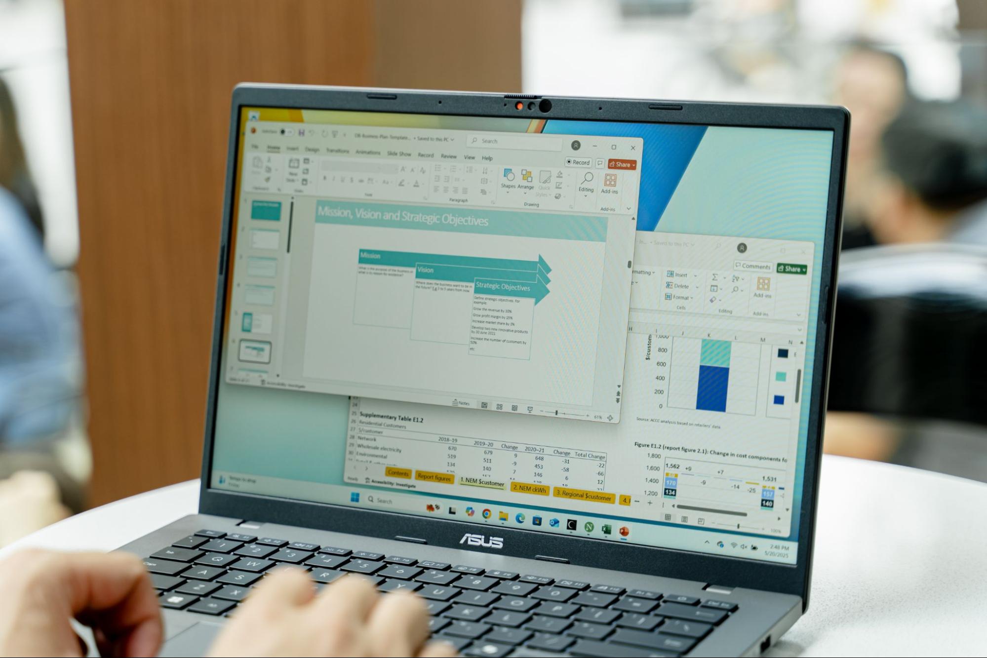 Top laptop pin lâu, ổn định, bền bỉ, mỏng nhẹ 2025