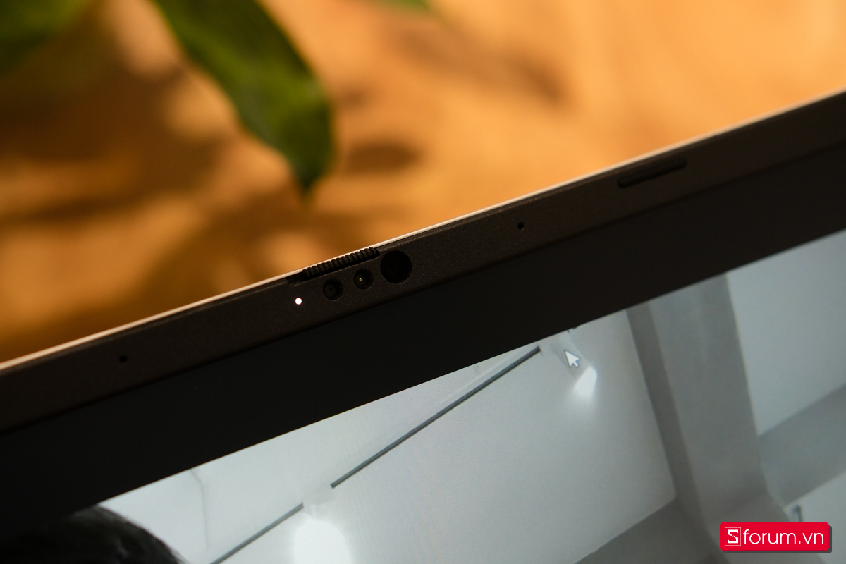 Camera hỗ trợ nhận diện khuôn mặt IR