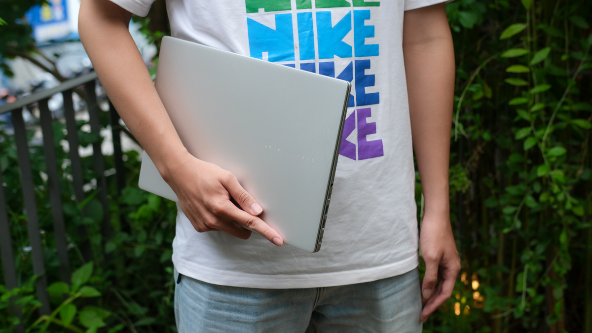 Đánh giá ASUS Vivobook S14 S3407VA: Thiết kế quen, hiệu năng mới vì sao vẫn đáng mua năm 2025 Đánh giá ASUS Vivobook S14 S3407VA: Thiết kế quen, hiệu năng mới vì sao vẫn đáng mua năm 2025