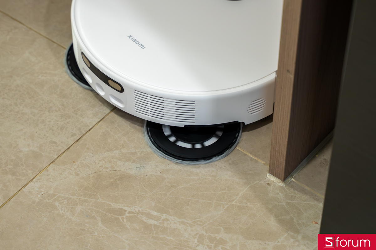 Xiaomi Vacuum 5 Pro có thể leo qua vật cản cao tới 20mm