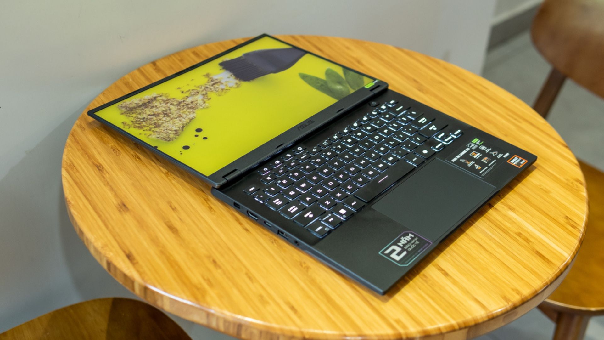 ASUS TUF Gaming A14: Một chiếc laptop cho cả làm việc lẫn gaming, không cần đánh đổi