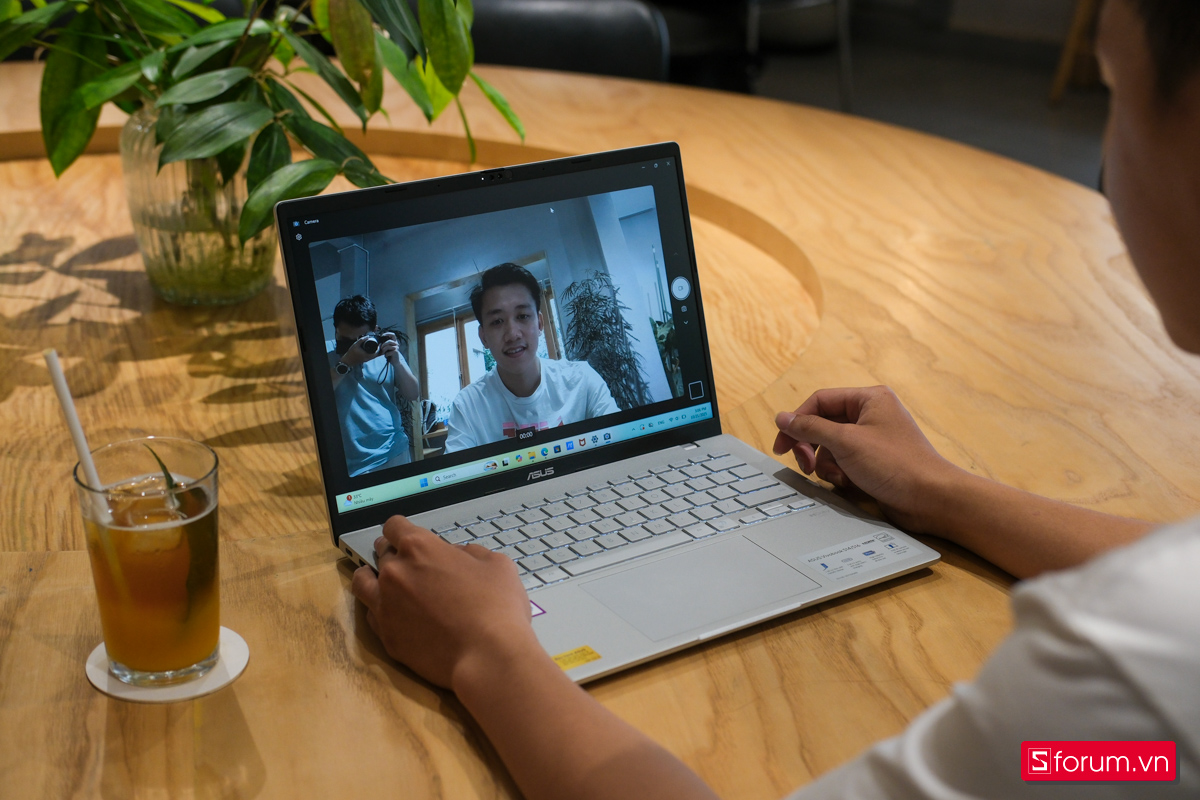 ASUS Vivobook S14 2026 hội tụ đủ thứ sinh viên CẦN!