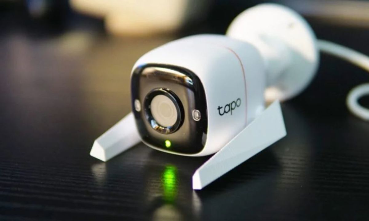 Tapo C310 còn có thể điều khiển bằng giọng nói thông qua Google Assistant và Amazon Alexa