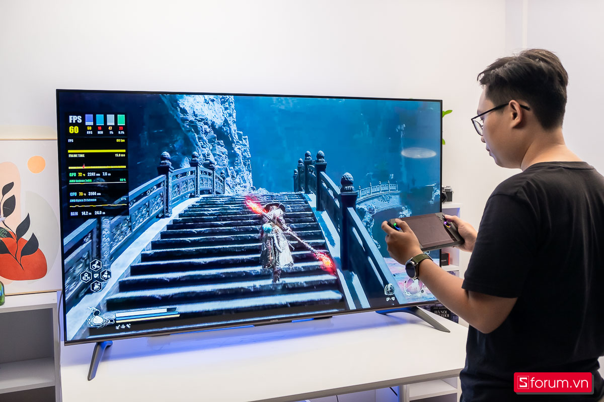 Có 15 triệu nên mua TV 65 inch hay máy chiếu
