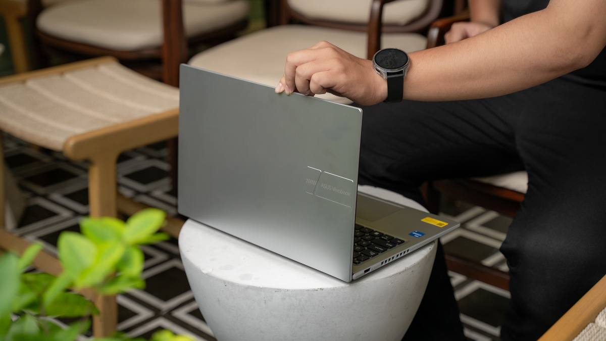 Đánh giá ASUS Vivobook 15:“Cú lừa” hiệu năng ngọt ngào, ultrabook sinh viên mà chạy nhanh như laptop gaming!
