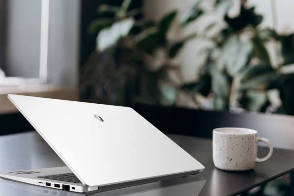 Laptop 15 đến 20 triệu chiến game, học tập