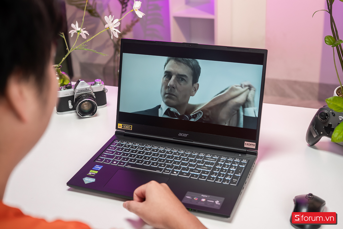 Laptop 20 triệu chơi CS2, Valorant
