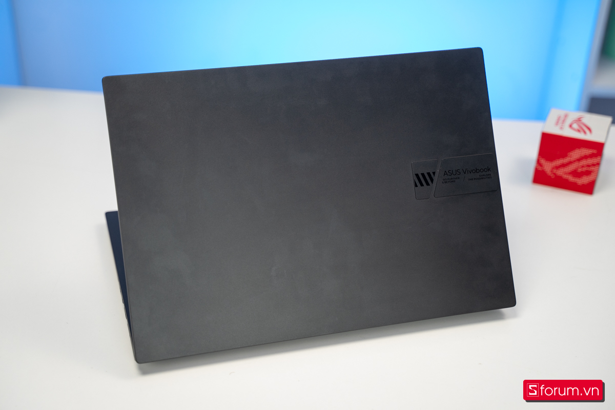 Laptop 20 triệu chơi CS2, Valorant