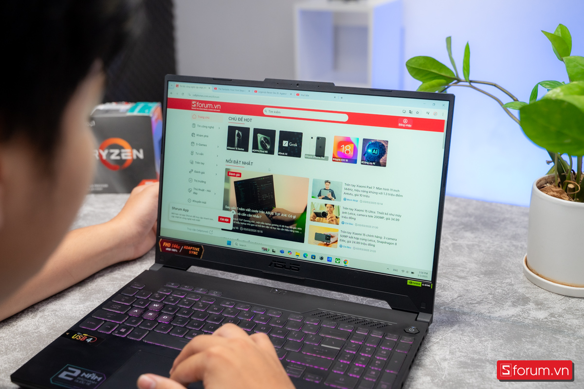 Laptop cho sinh viên IT