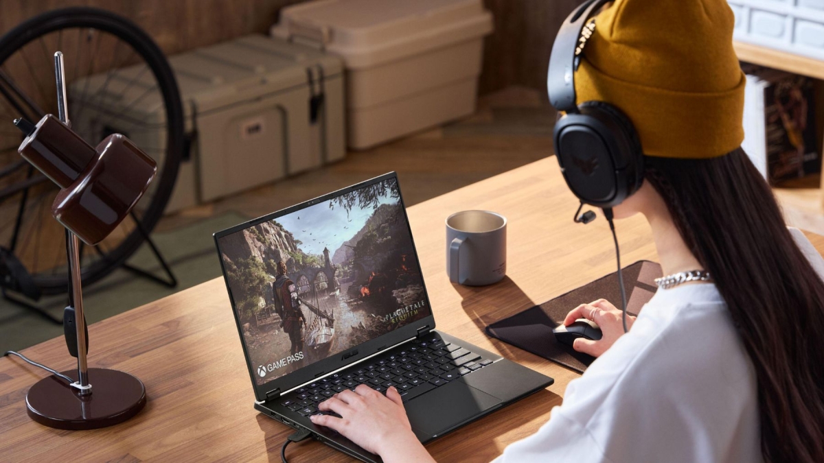Laptop cho sinh viên IT