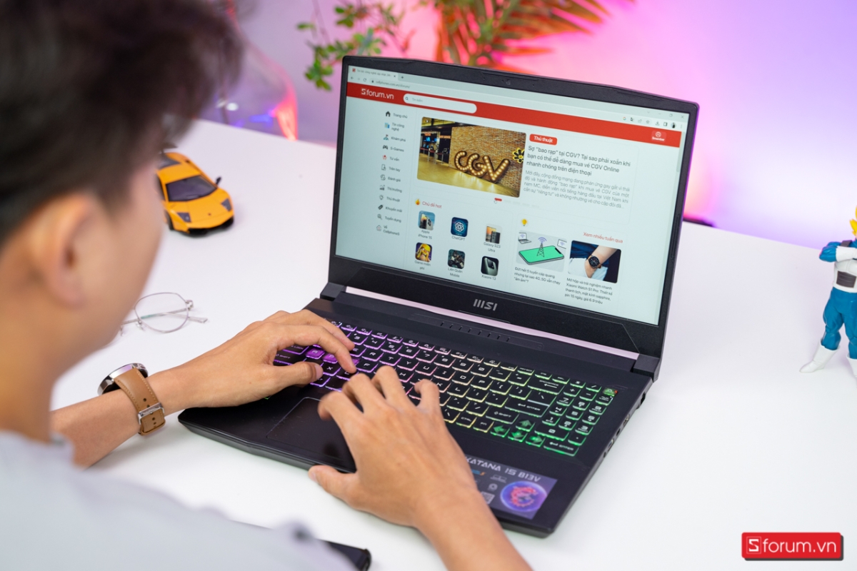 RAM tăng giá mạnh, mua sẵn laptop gaming 32GB liệu có lời hơn về lâu dài