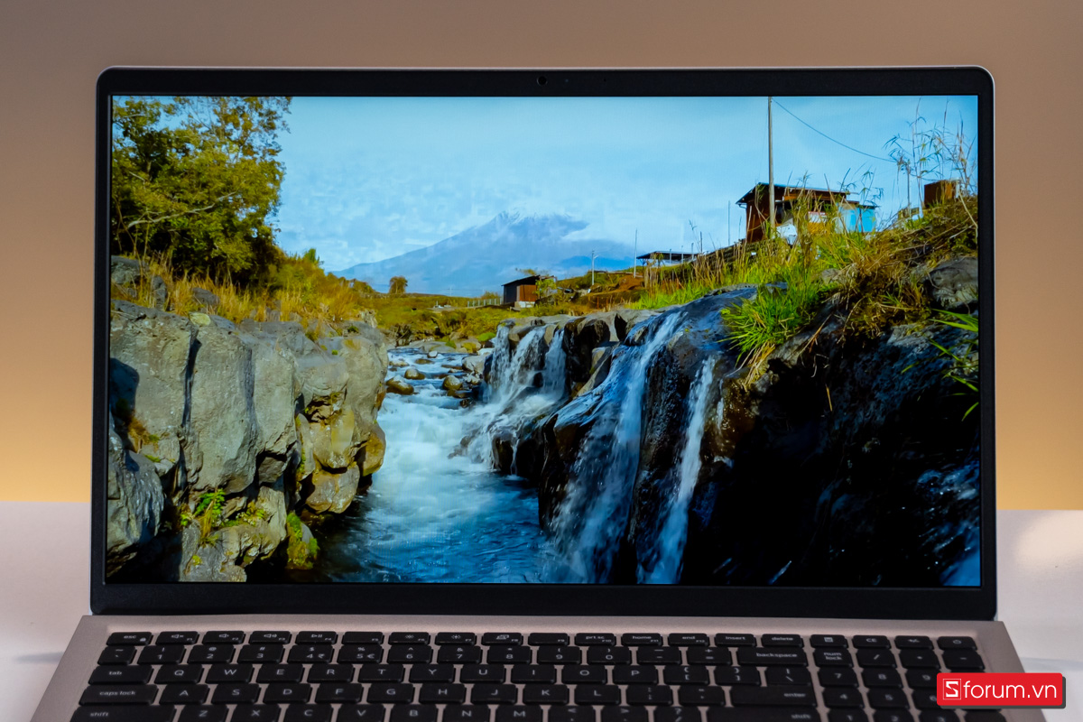 Laptop cho học sinh cấp 2