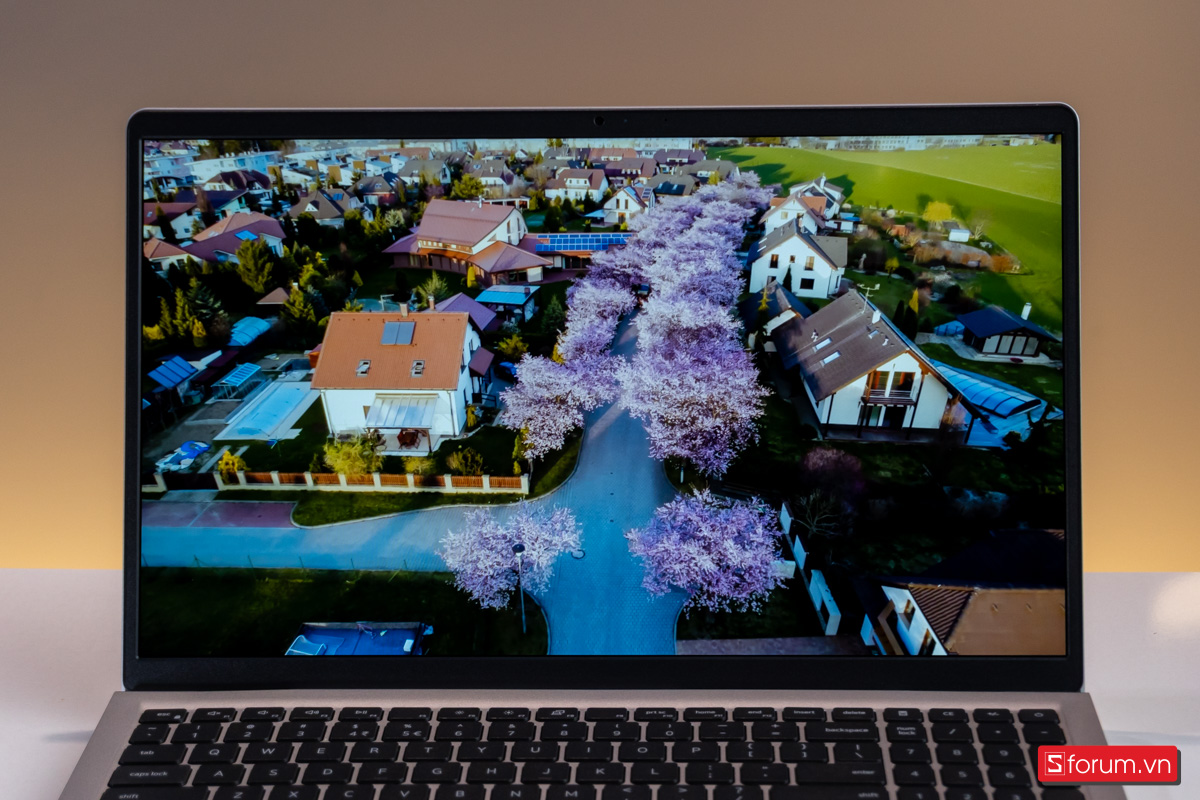 laptop Dell giá rẻ cho sinh viên