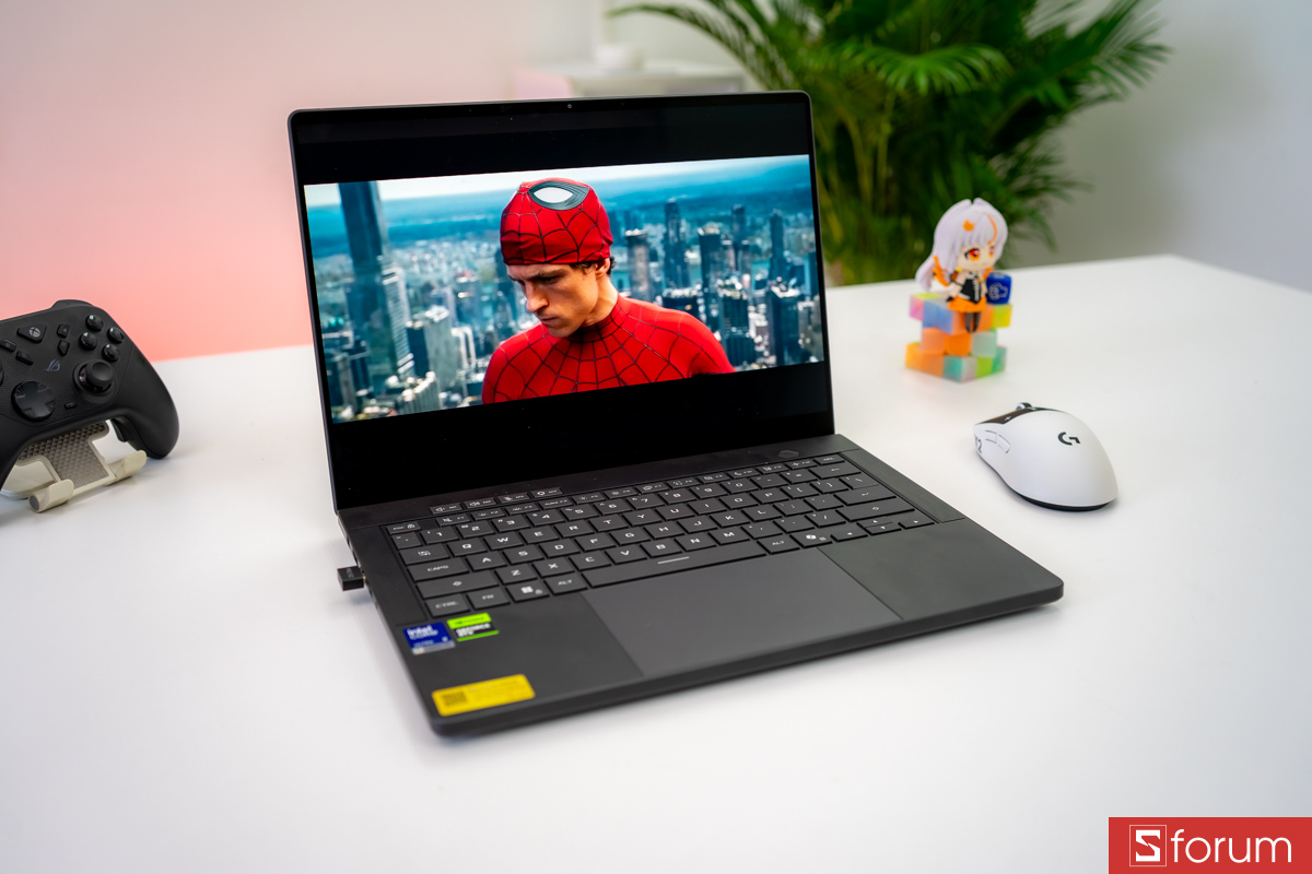 Laptop màn hình đẹp cho sinh viên Thiết kế, đồ họa