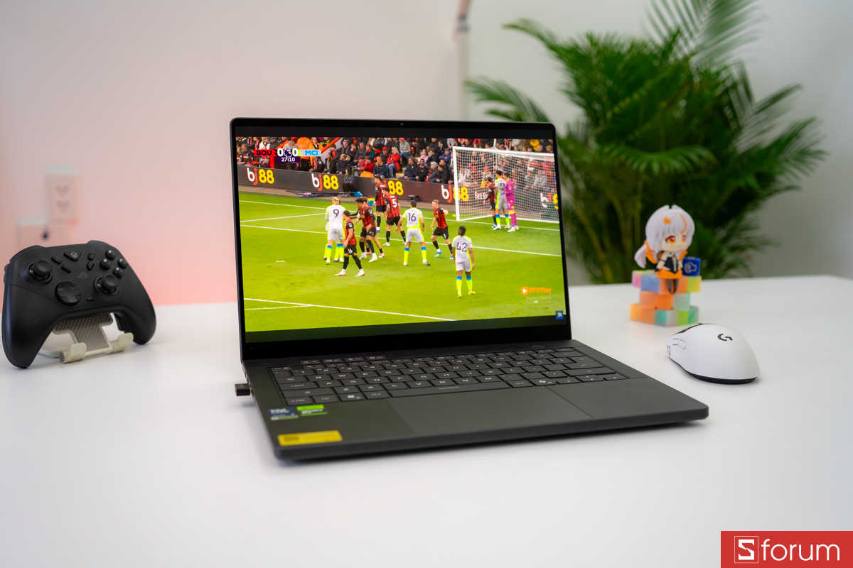 Laptop màn hình đẹp cho sinh viên Thiết kế, đồ họa
