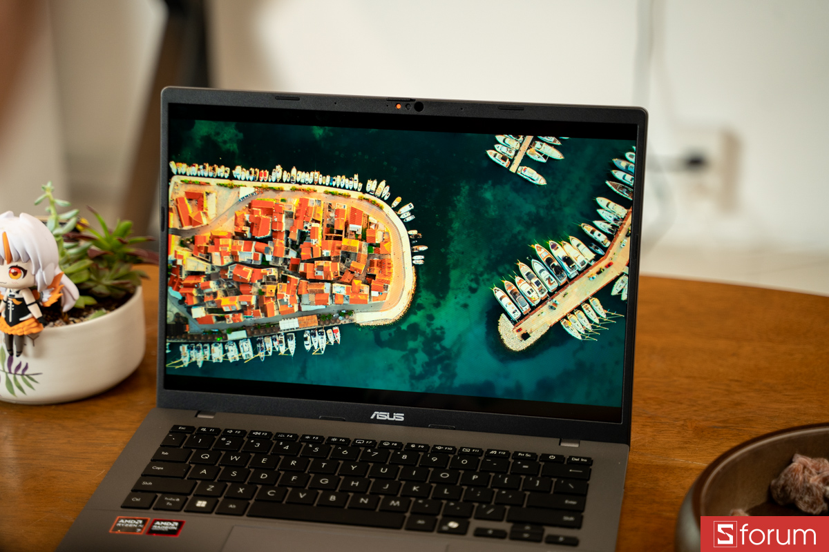 Laptop mỏng nhẹ đáng cân nhắc dịp 8 tháng 3