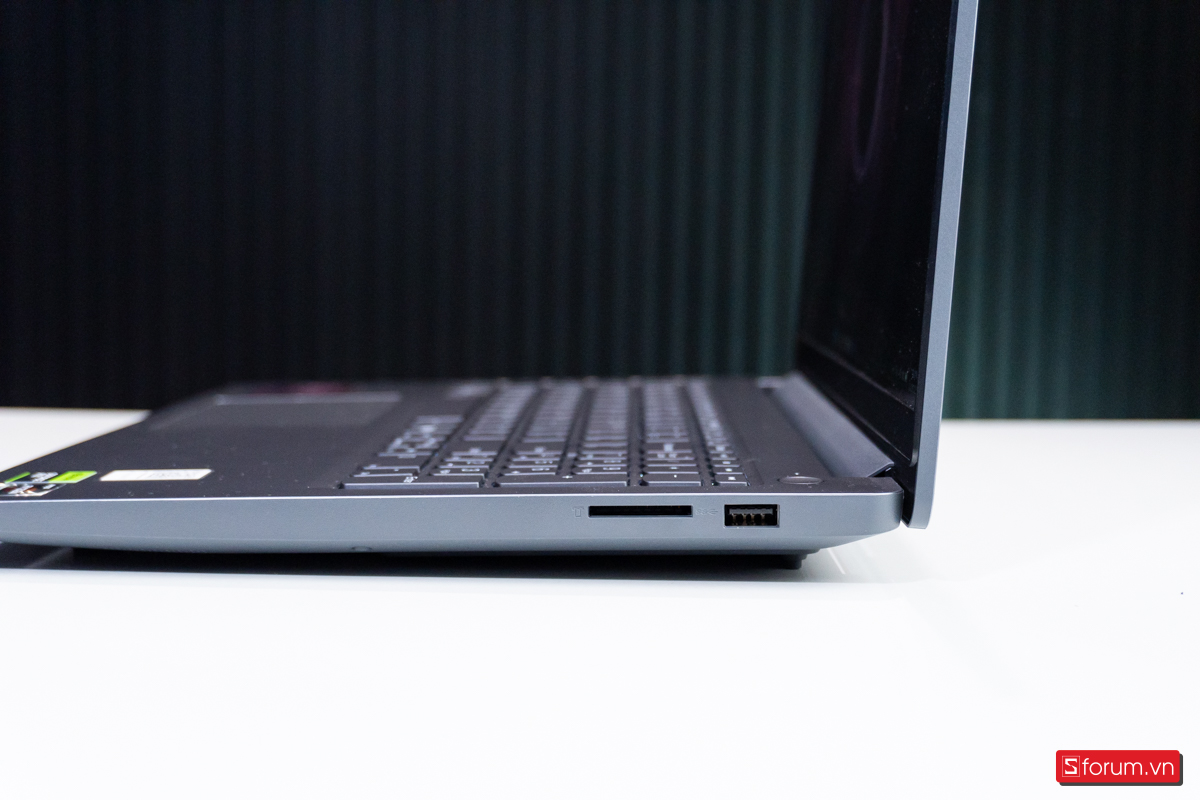 Laptop quốc dân 25 triệu cân mọi game