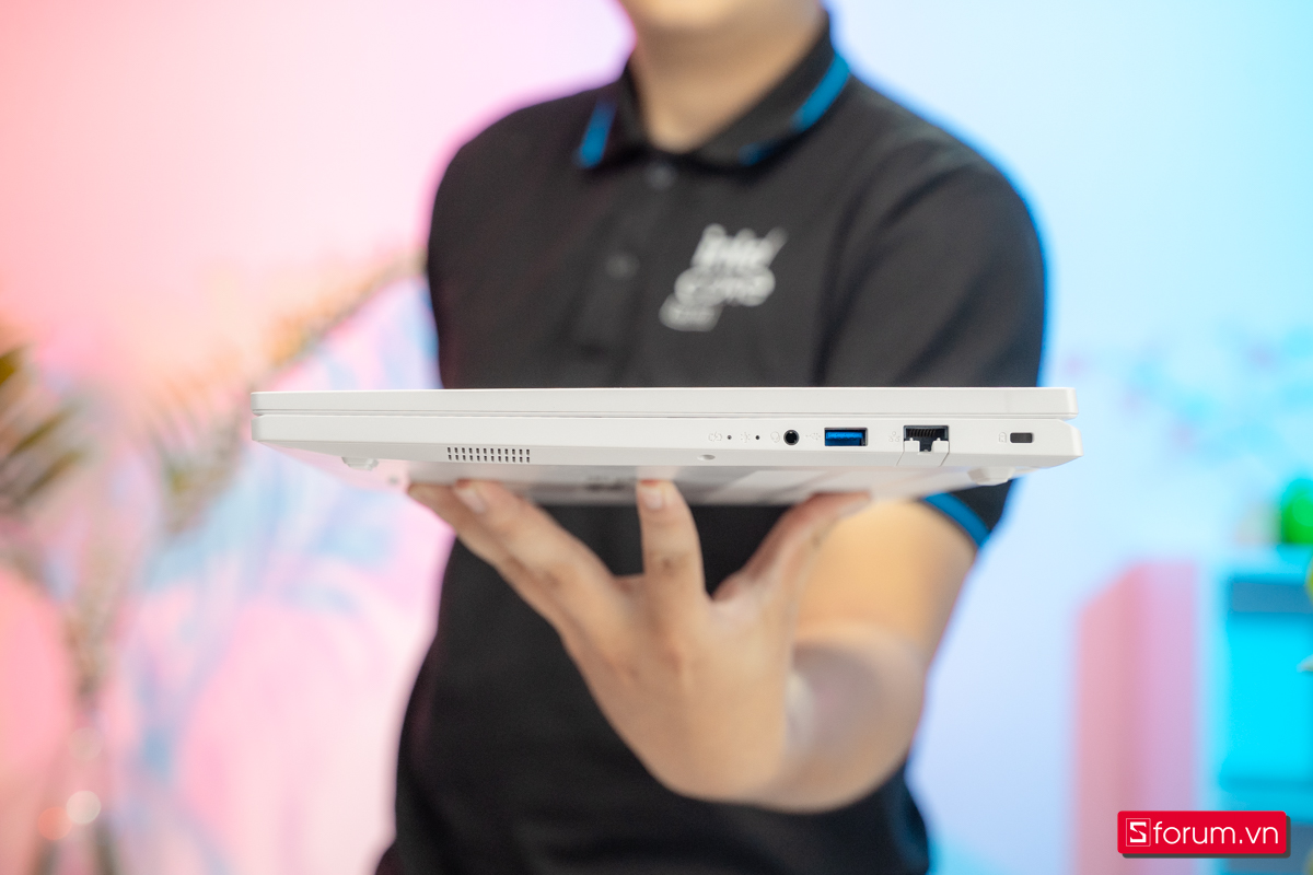 Laptop quốc dân 25 triệu cân mọi game