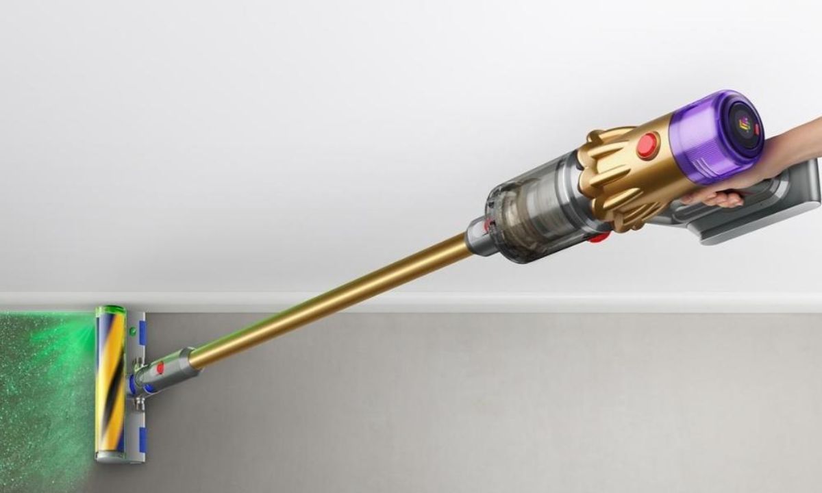 Máy sở hữu công suất lên đến 752W, vượt trội so với mặt bằng chung