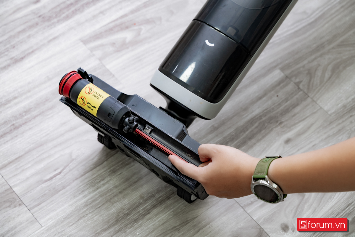 H15 Pro Heat là khả năng lau nhà bằng nước nóng kết hợp hơi nước